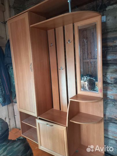 Шкаф в прихожую