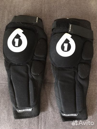 Наколенники sixsixone