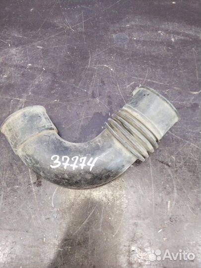 Патрубок воздушного фильтра Renault Kaptur