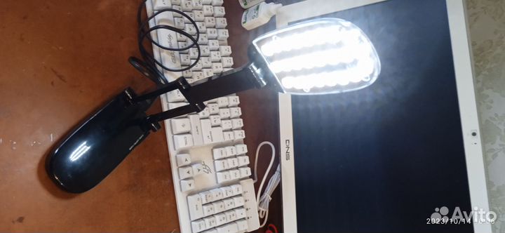 Лампа настольная