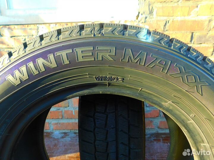 Dunlop Winter Maxx WM02 195/65 R15