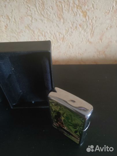 Зажигалка бензиновая zippo USA