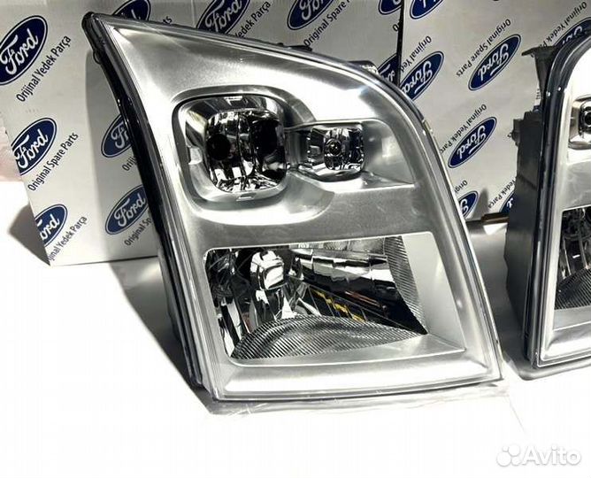 Фара левая правая Ford Transit 2006-14 новая ориг