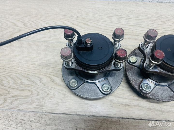 Ступица задняя Mitsubishi Lancer 10