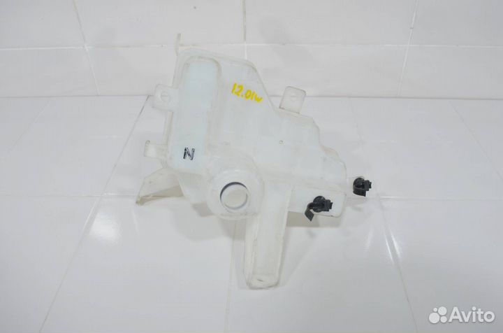 Бачок омывателя Toyota Rav 4 A40 2012+