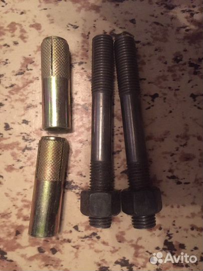 Анкеры забивные с болтами и гайками d18мм 2шт