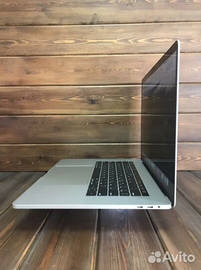 Apple MacBook Pro 15 2018