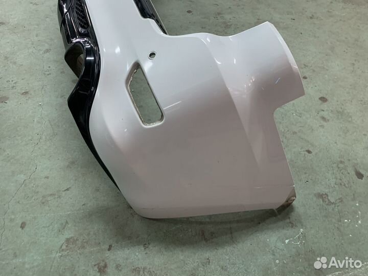 Бампер задний Jeep Grand Cherokee WK2 SRT