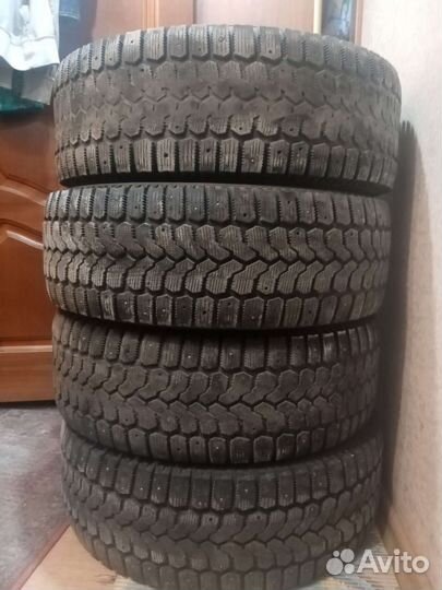 Yokohama IceGuard Stud IG65 245/70 R16