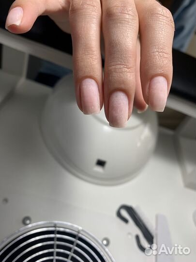 Модель на маникюр с покрытием