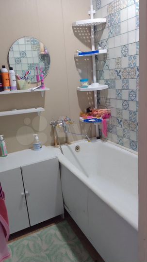 Комната 11 м² в 3-к., 5/5 эт.