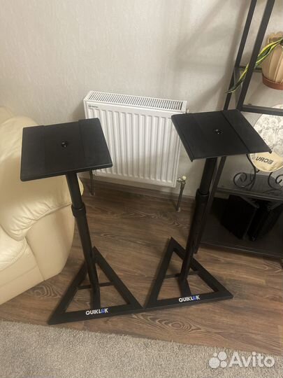 Стойки Quik Lok для студийных мониторов