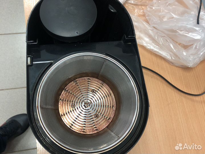 Соковыжималка центробежная