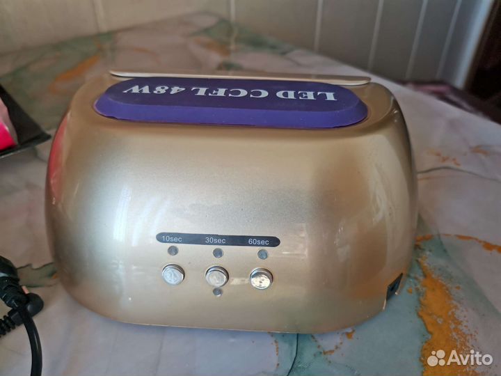 Лампа и пылесос для гель лака