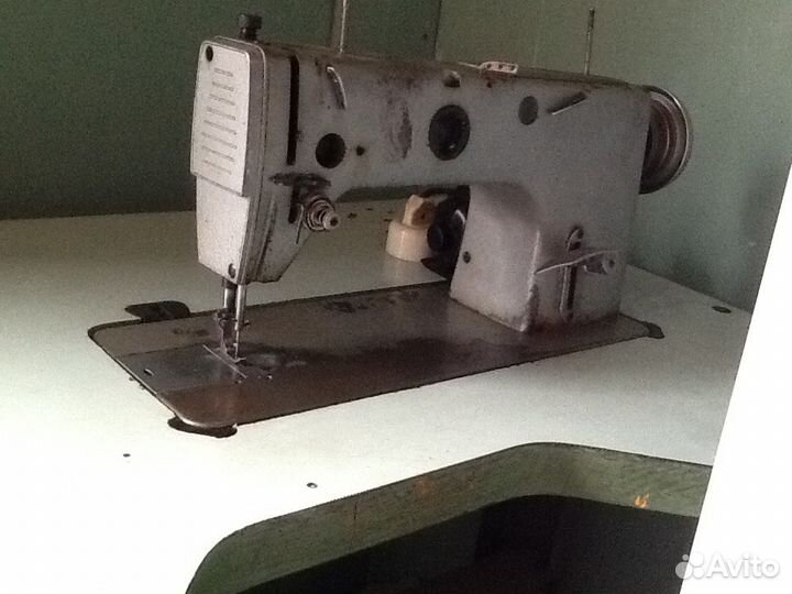 Промышленная швейная машина 1022 класса
