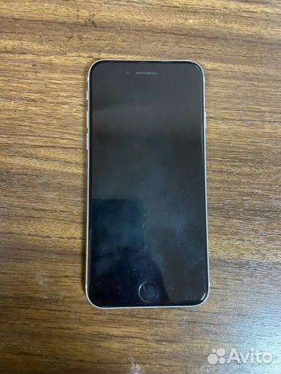 iPhone SE (2020), 64 ГБ
