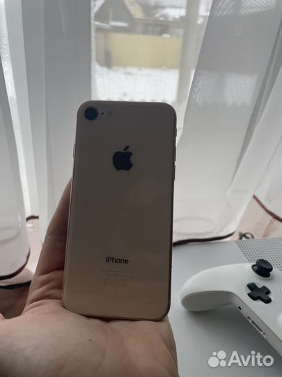 iPhone 8, 64 ГБ