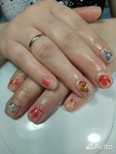 Маникюр, педикюр в уютной студии