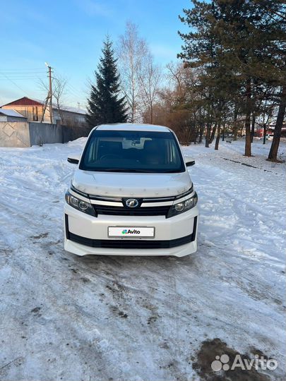 Toyota Voxy 1.8 CVT, 2015, 214 000 км