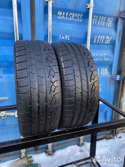 Pirelli Winter Sottozero II 215/40 R17