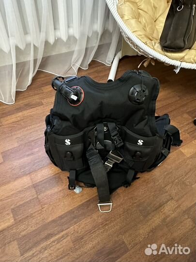 Компенсатор - BCD Scunapro Hydros X