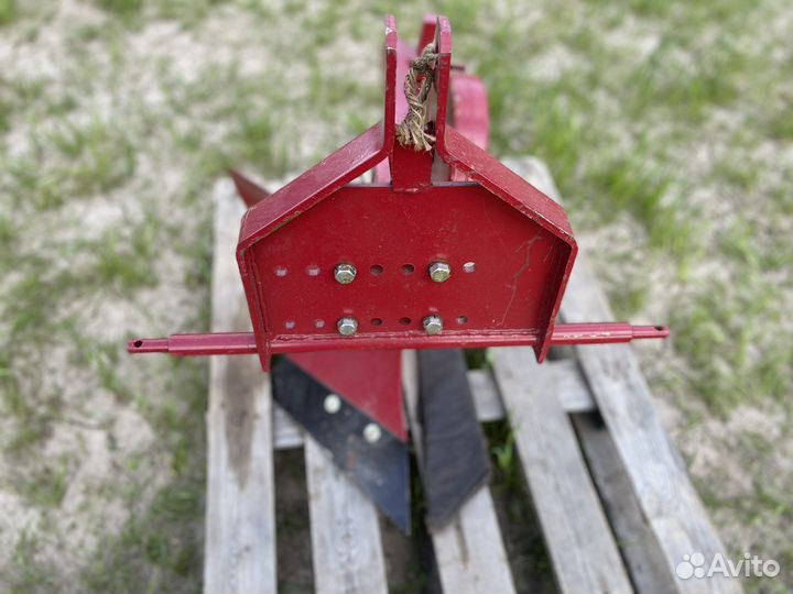 Плуг для минитрактора