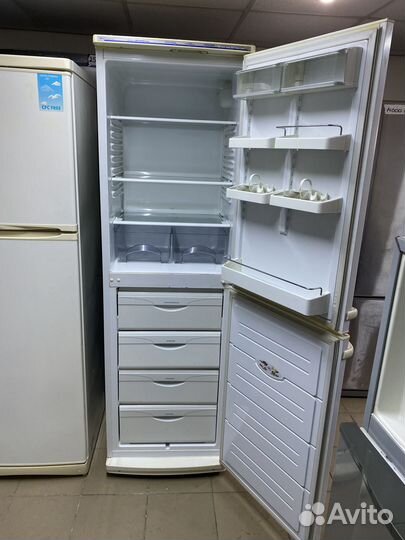 Холодильник atlant двухмоторый на гарантии