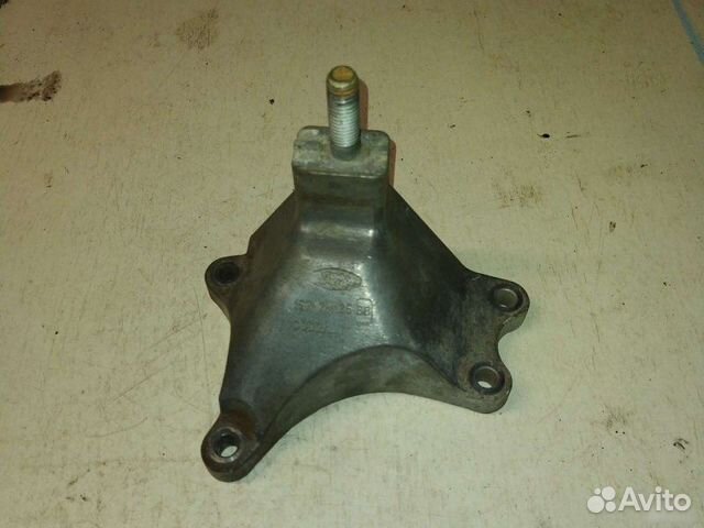 Опора кпп левая Ford Mondeo 3