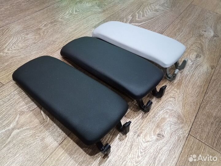 Крышка подлокотника Ауди а6 с5 чёрная/серая новая