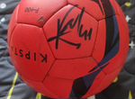 Футбольный мяч с автографам