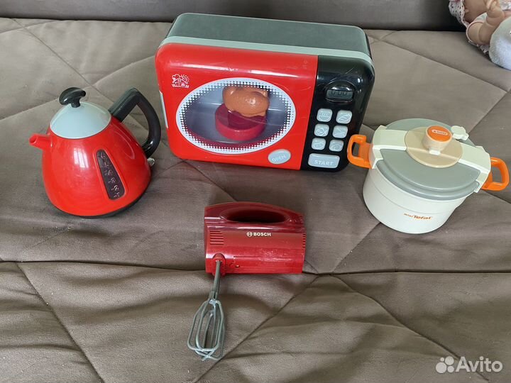 Игрушки для девочки много