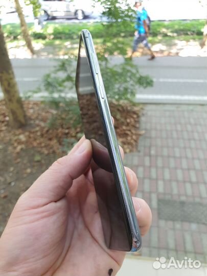 Samsung Galaxy S20+, 8/128 ГБ