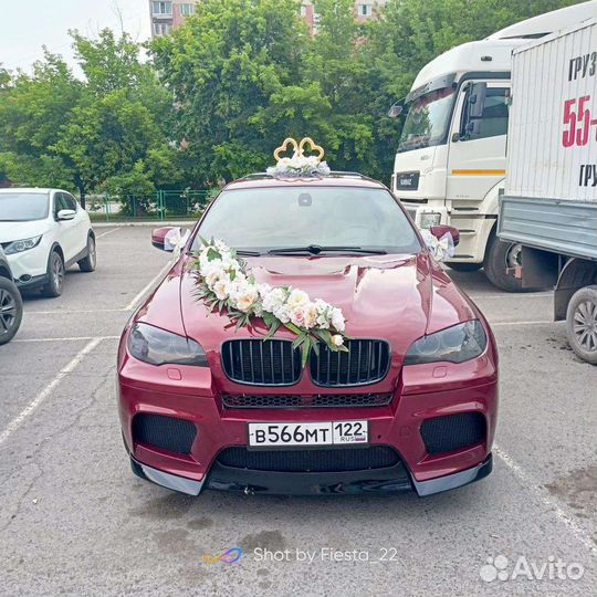 Оформление свадебных машин