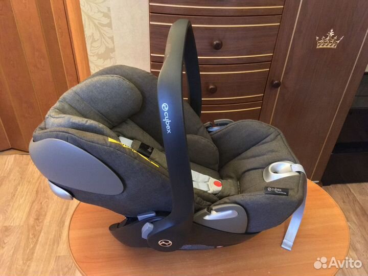 Продается Детское автокресло Cybex Cloud Q