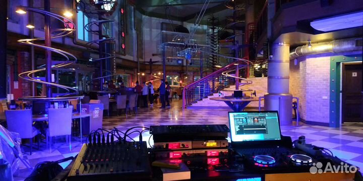 Dj, диджей, звукорежиссёр