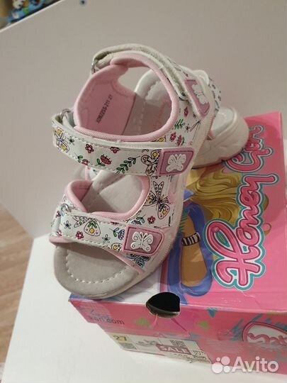 Босоножки для девочки