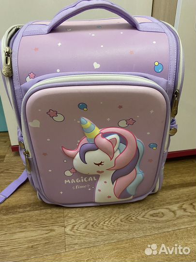 Рюкзак школьный для девочки 1 класс