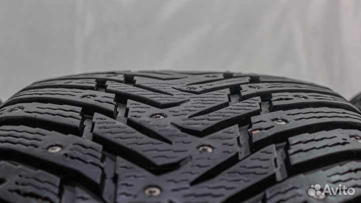 Nokian Tyres Hakkapeliitta 8 255/40 R19 100T