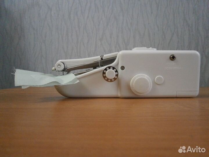 Швейная машинка Hand held sewing machine