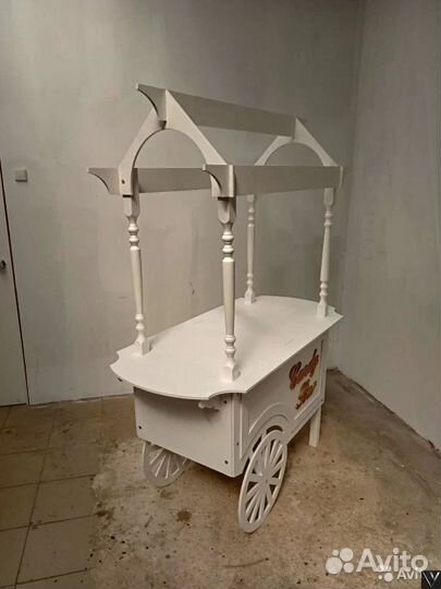 Тележка Кенди бар