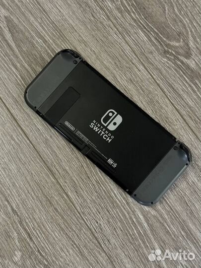 Nintendo Switch rev 2 с играми + чехол в подарок