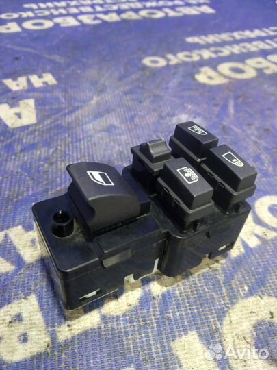 Кнопка стеклоподъемника Bmw E65 седан 2006