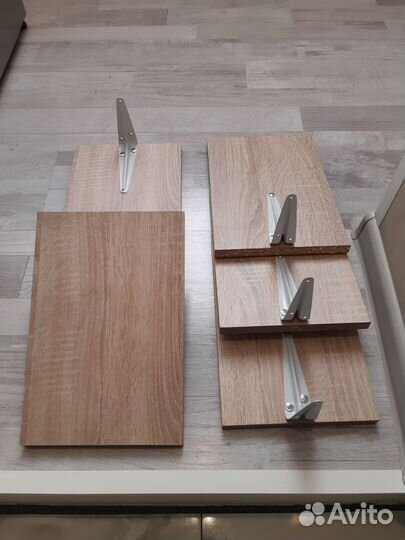 Полки на стену для цветов с креплением