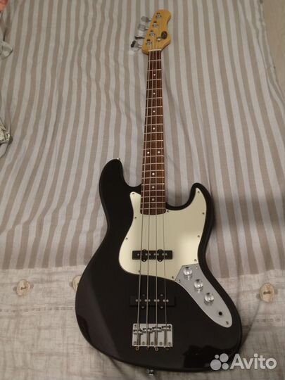 Бас гитара Stagg