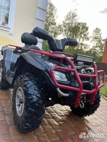 Квадроцикл BRP