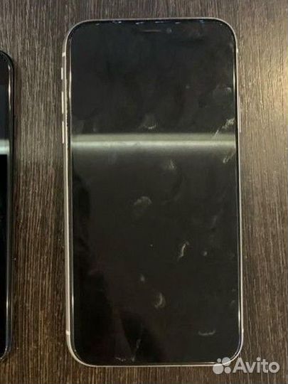 iPhone Xr, 128 ГБ