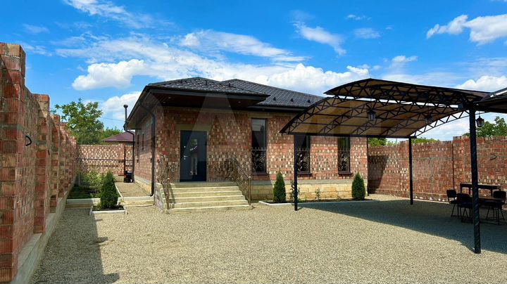 Дом 120 м² на участке 5 сот.