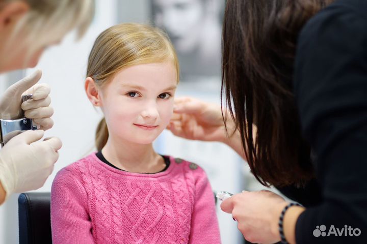 Прокол ушей детям и взрослым