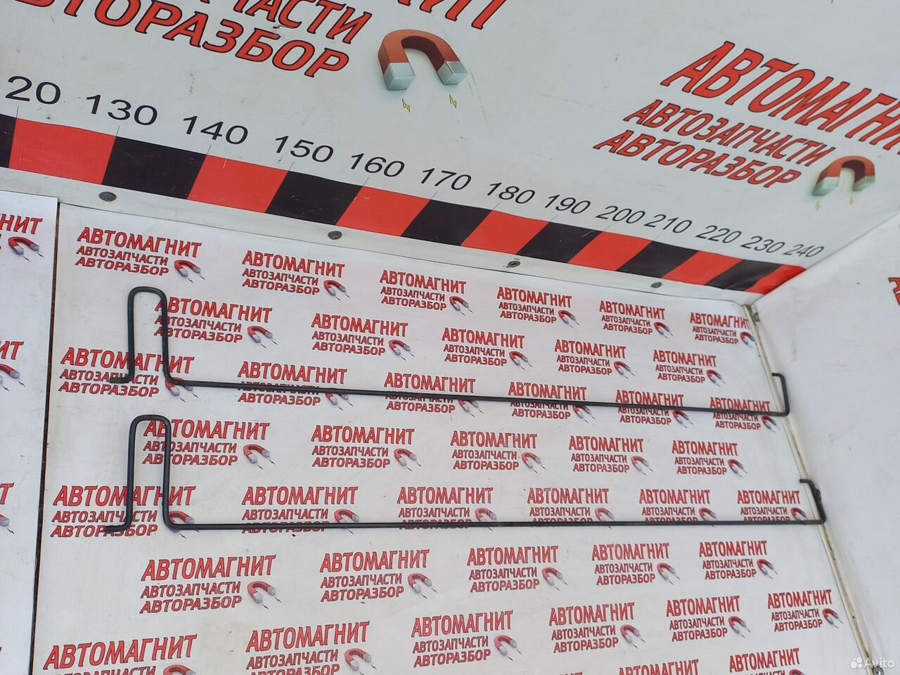 Торсион крышки багажника Тойота Королла Е150