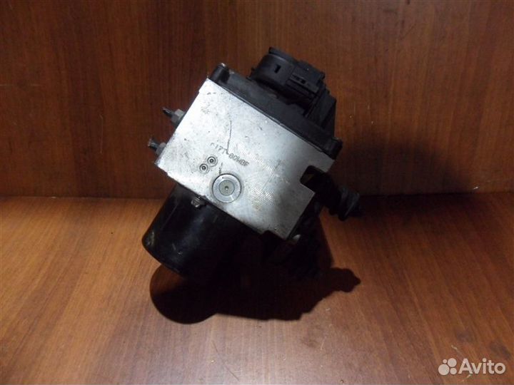 Блок ABS 3C0614109A Volkswagen Passat B6 2005-2010